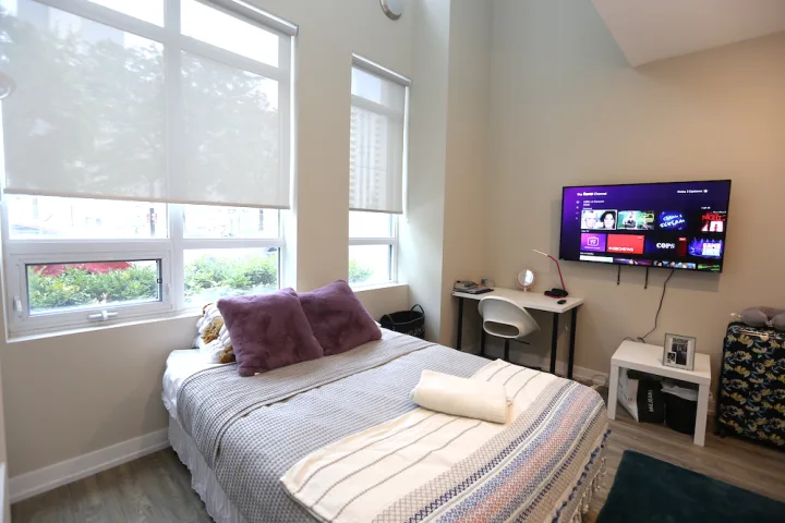 Flex Plus | Bleecker (Only Female) room for rent