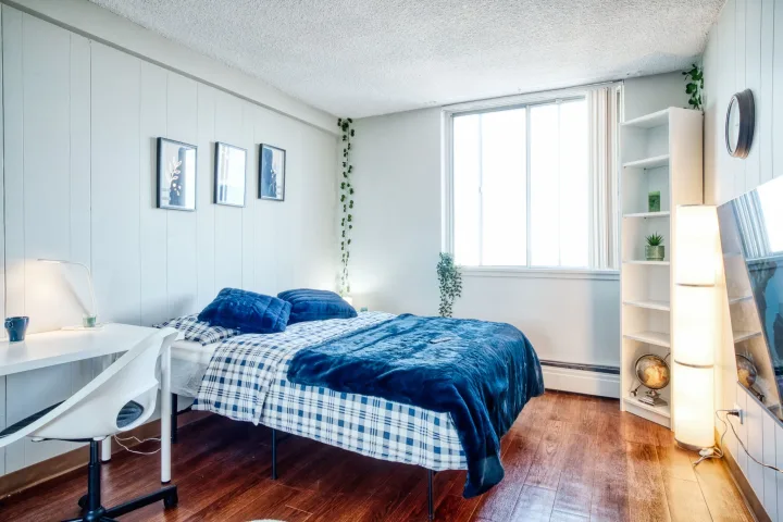 Deluxe Room - Garneau room for rent