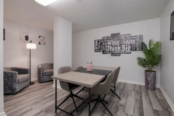 Flex Basic - City Park room for rent