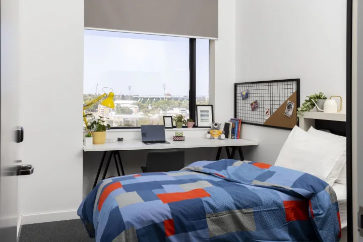 Cluster 6 Room - Campus Perth room for rent