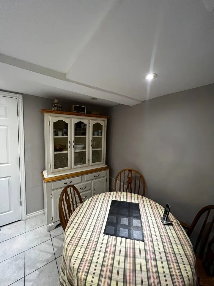 Elite Homestay Room - (Female) room for rent