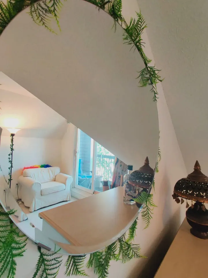 Living at the top - Loft room in East Toronto room for rent