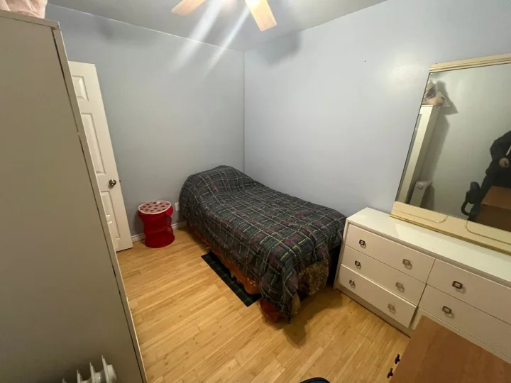 Comfort Homestay Room - Bison Dr, Toronto room for rent