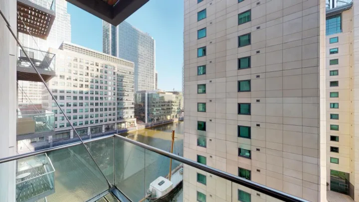 Flex Basic - Canary Wharf | South Quay room for rent